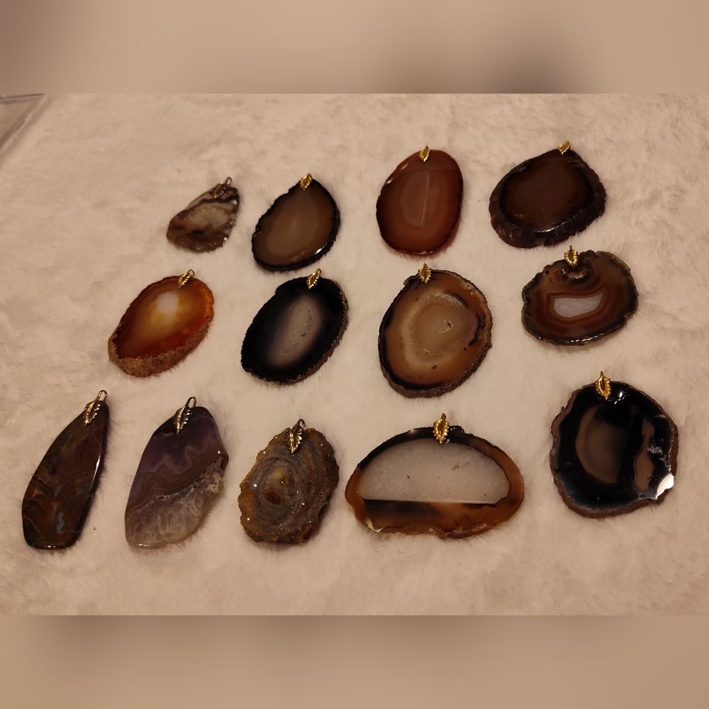 NEW! Vintage Bundle Of Stone Pendants (13)
